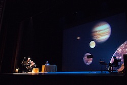 Galileo Galiei on stage